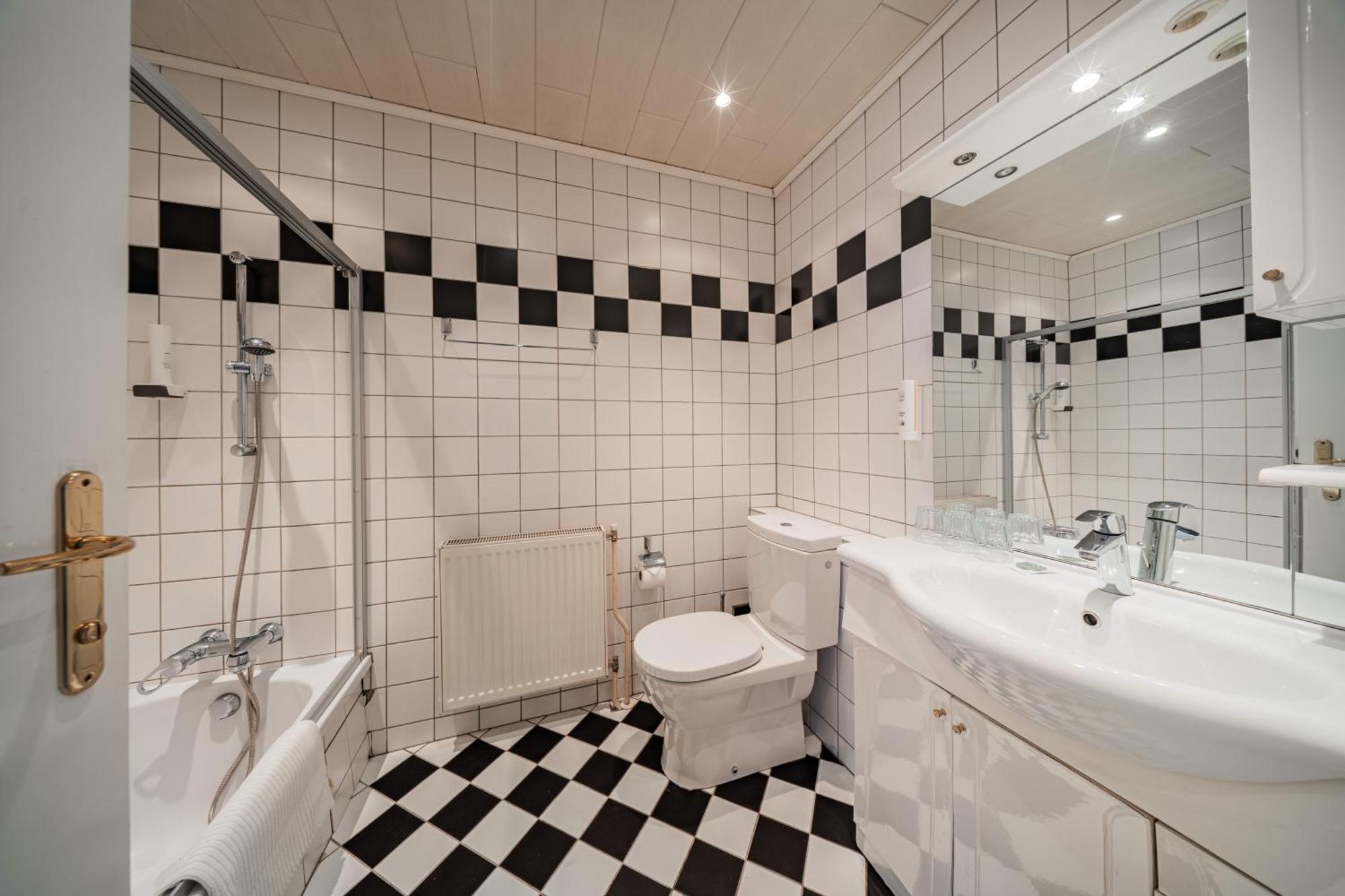 West Business 2* Wien